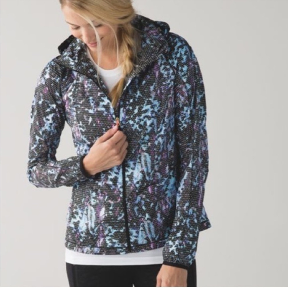 Lululemon Back Pack It Jacket Size 10 - Floral Sport Tranquil Blue Multi + tote